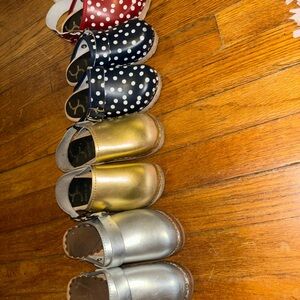 Stylish Polka Dot and Metallic Clogs